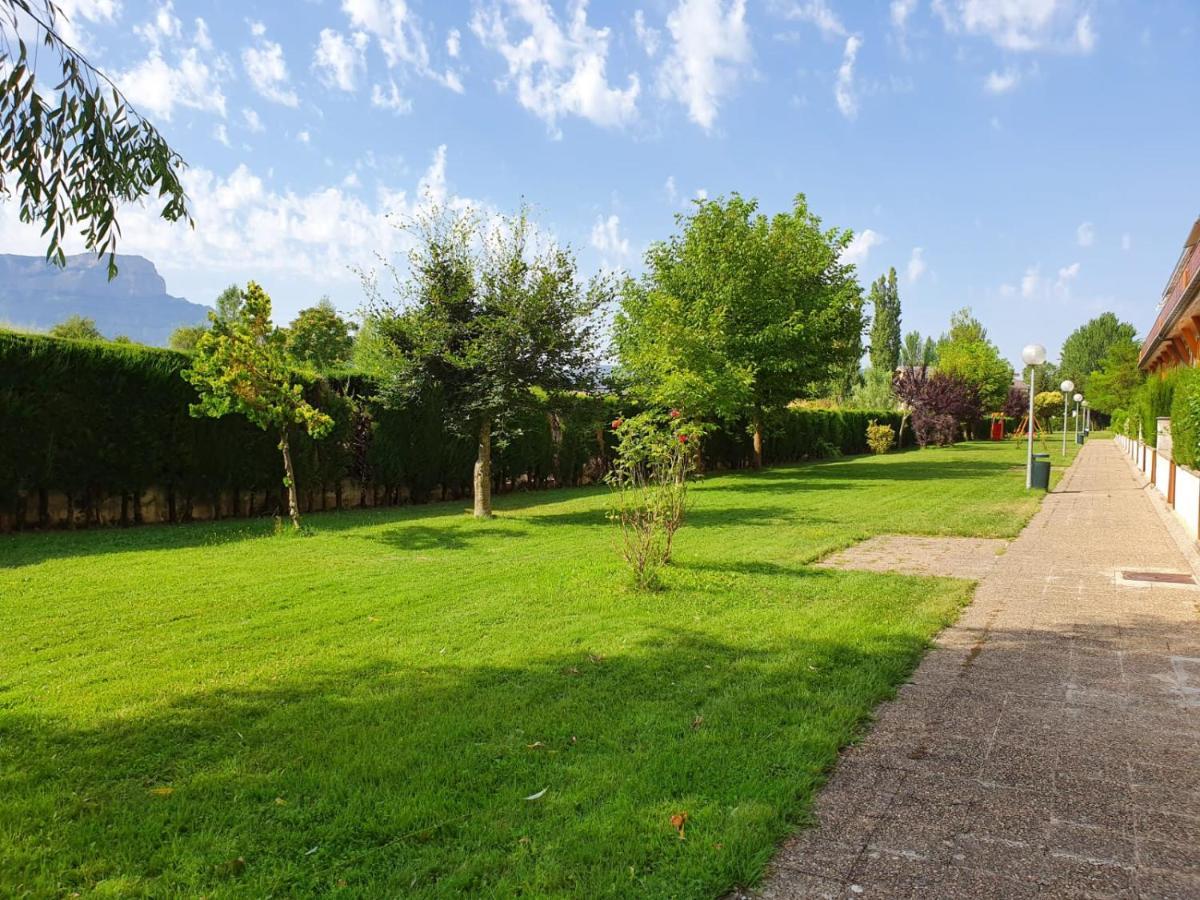 Apartamento Goxoa Jaca Buitenkant foto